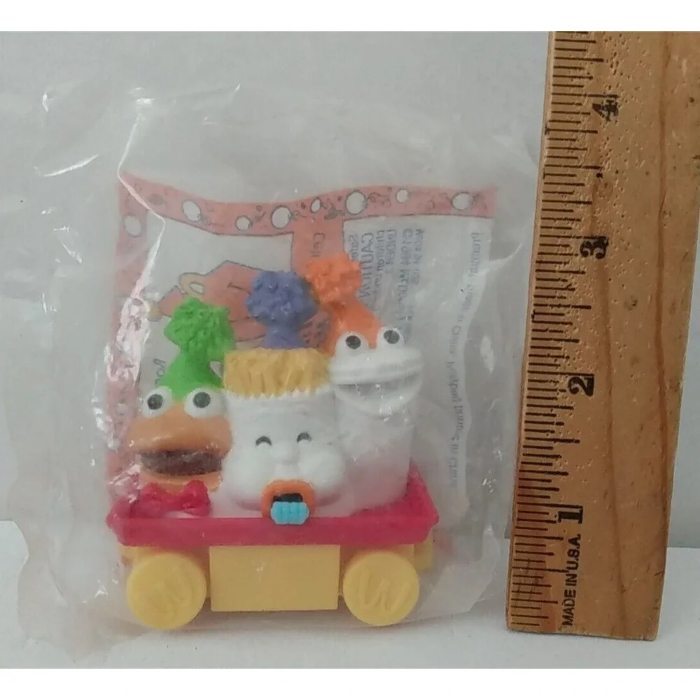 Lot of 3 McDonalds VTG Ronald McDonald toys, 1 New in pkg, 1990 Ronald in car